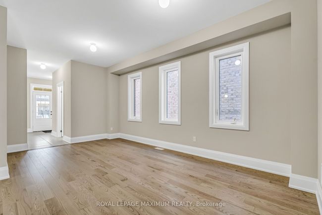 17 Bertram Gate, House attached with 4 bedrooms, 3 bathrooms and 1 parking in Whitby ON | Image 5