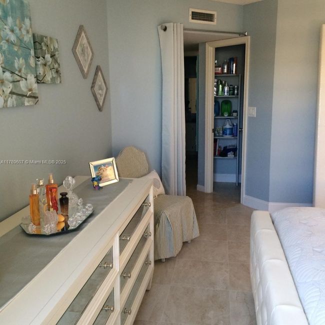 APT-1003 - 1340 S Ocean Blvd, Condo with 2 bedrooms, 2 bathrooms and null parking in Pompano Beach FL | Image 13