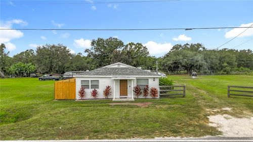 5219 N County Road 663, BOWLING GREEN, FL, 33834-8991 | Card Image