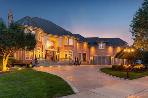 147 Los Lagos Dr, Bloomingdale, IL, 60108-3047 | Card Image