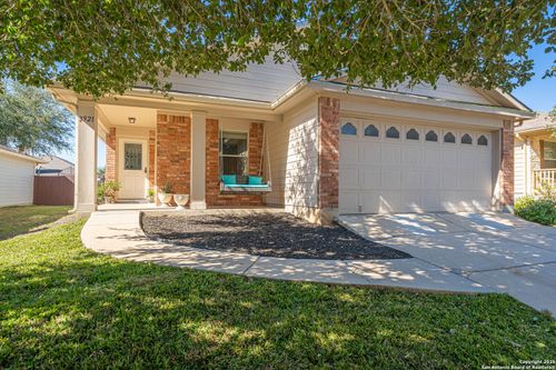 3921 Whisper Fld, Schertz, TX, 78108-2332 | Card Image