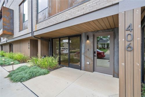 406 Se G St, Bentonville, AR, 72712-6060 | Card Image