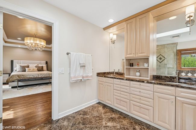 3754 Maple Ave, House other with 5 bedrooms, 4 bathrooms and 3 parking in Northbrook IL | Image 24