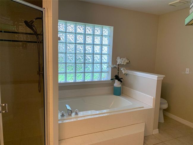 MASTER BATH | Image 9