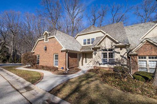 630 Park Circle, Elm Grove, WI, 53122 | Card Image