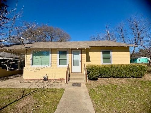 703 Harmon Dr, Longview, TX, 75602-3042 | Card Image