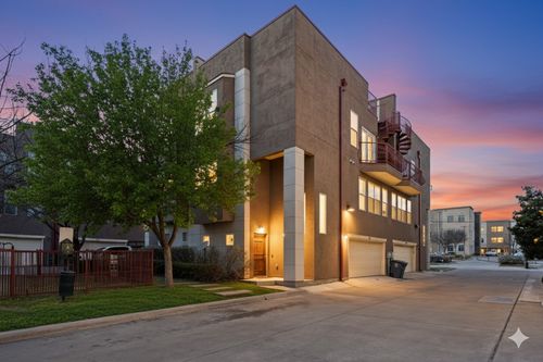 1511 Bluff Ridge Way, Dallas, TX, 75206-0001 | Card Image