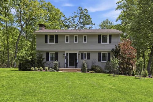 101 Meadcrest St, Wexford, PA, 15090-8453 | Card Image