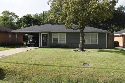 715 E 43rd St, Houston, TX, 77022-4639 | Card Image