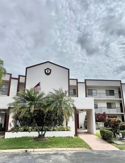 305-9691 N Belfort Cir, Tamarac, FL, 33321-1887 | Card Image