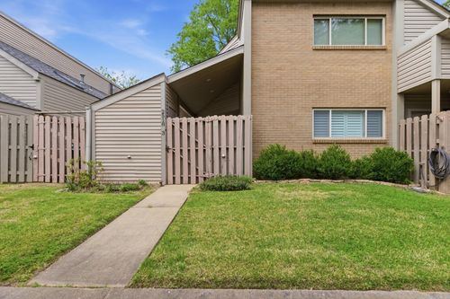 3-2518 Riverfront Dr, Little Rock, AR, 72202-1752 | Card Image