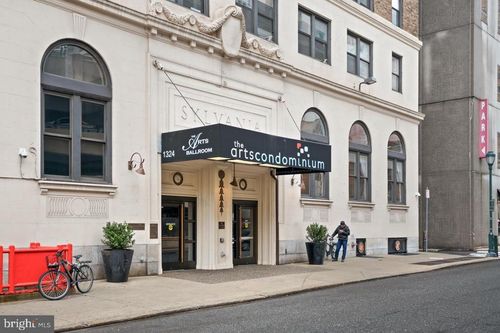 apt-1012-1324 Locust St, PHILADELPHIA, PA, 19107-5650 | Card Image