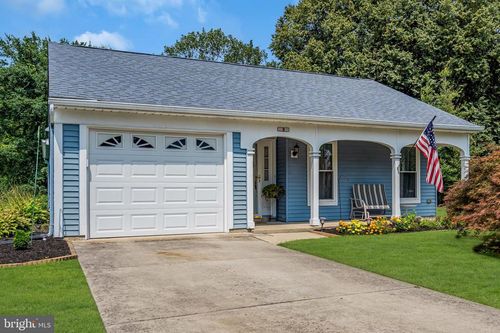 9 Maidstone Pl, Southampton, NJ, 08088-1252 | Card Image