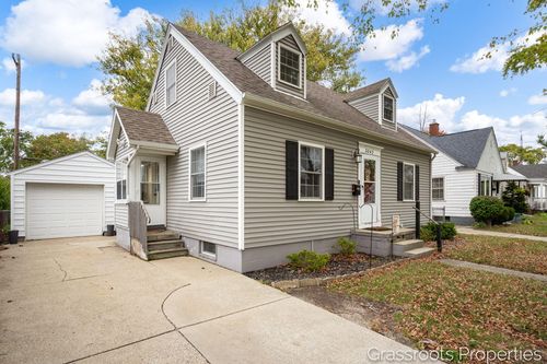 3043 Westland Rd, Muskegon, MI, 49441-3849 | Card Image