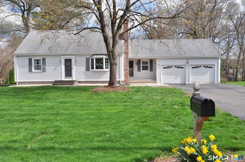 36 Pilgrim Dr, Windsor, CT, 06095-1909 | Card Image