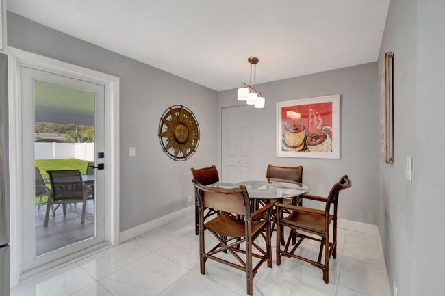 710 Se 3 Rd Ave, House other with 3 bedrooms, 2 bathrooms and null parking in Delray Beach FL | Image 5