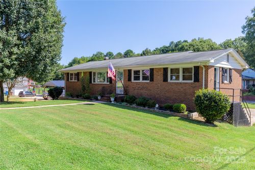 504 Ridge St, Albemarle, NC, 28001-4349 | Card Image