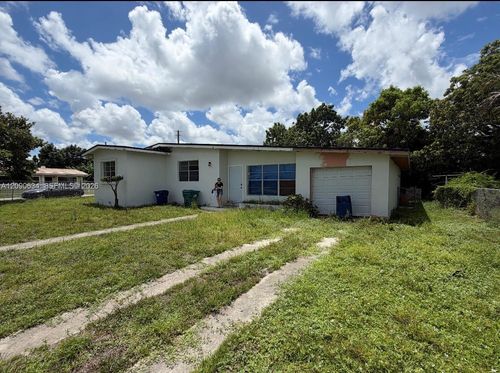 16810 Nw 7th Avenue Rd, Miami Gardens, FL, 33169-5312 | Card Image