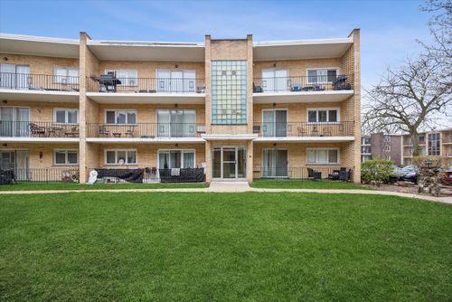 apt-304-10344 S Pulaski Rd, Oak Lawn, IL, 60453-6907 | Card Image