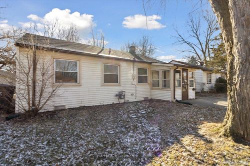 33434 Bendon Ct, Westland, MI, 48186-4657 | Card Image