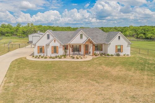 105 Hondo Circle, Millsap, TX, 76066 | Card Image