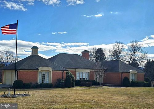 3274 Rockland Rd, FRONT ROYAL, VA, 22630-7242 | Card Image