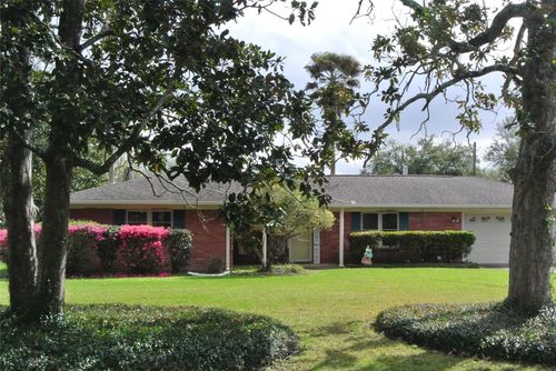 8125 Laurie Ln, Lumberton, TX, 77657-6830 | Card Image