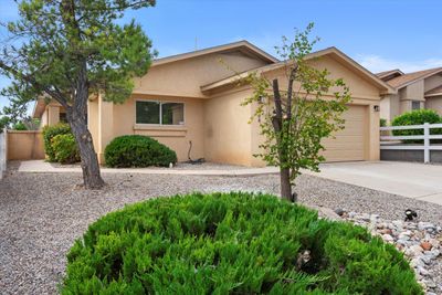 608 Truchas Meadows Drive Ne, House other with 3 bedrooms, 2 bathrooms and null parking in Rio Rancho NM | Image 3