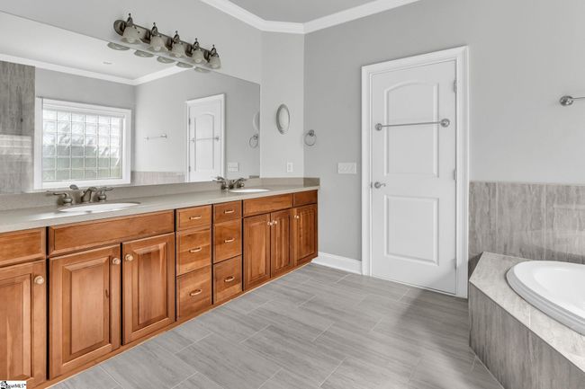 528 Carolee Way, House other with 5 bedrooms, 4 bathrooms and 3 parking in Greer SC | Image 21