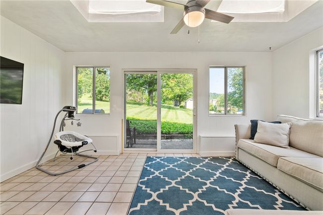 208 Chan Mowr Drive, House other with 3 bedrooms, 2 bathrooms and 2 parking in Middlesex Twp PA | Image 18
