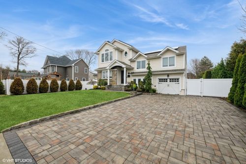 1487 Andrews Pl, Wantagh, NY, 11793-2958 | Card Image