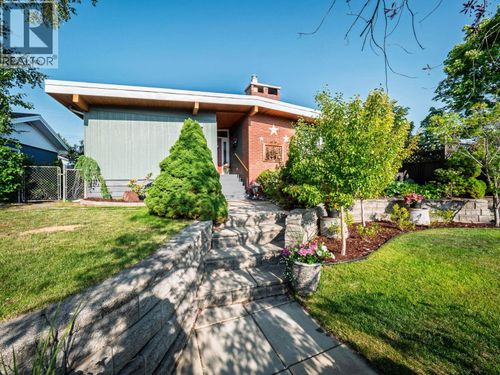 1094 Irwin Street, Abbotsford, BC, V2M2Y2 | Card Image