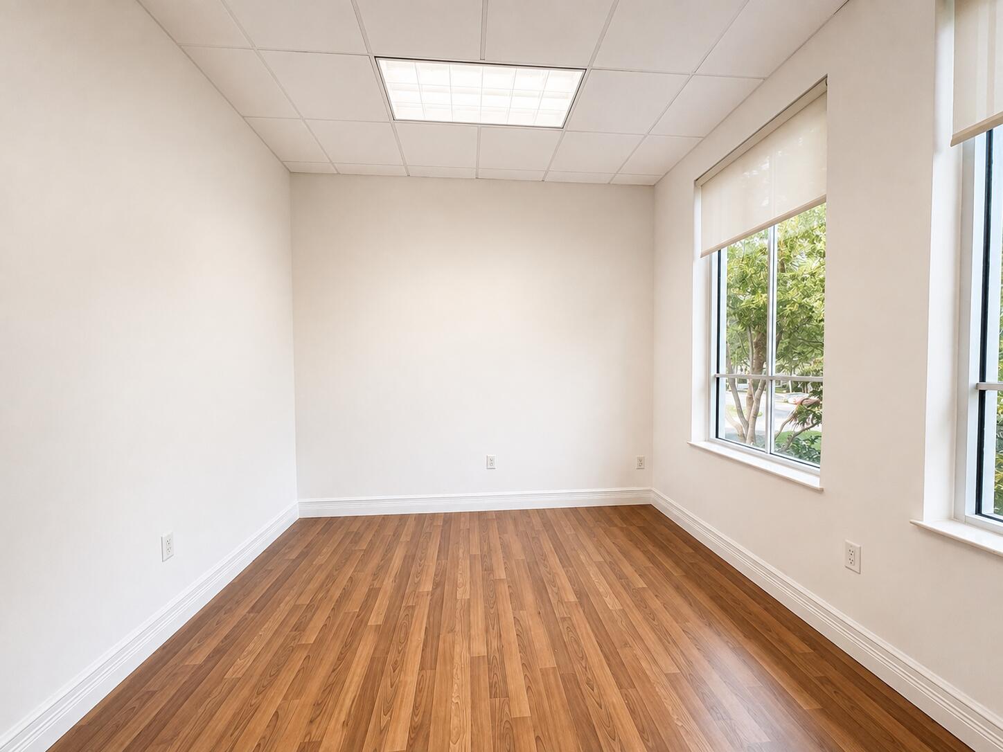 Commercial Lease in Boca Raton 3