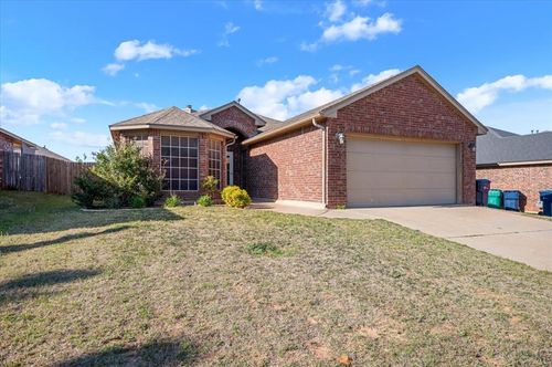 11305 Nw 96th St, Yukon, OK, 73099-9668 | Card Image