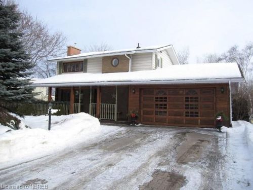 683 Birchwood Rd, North Bay, ON, P1B4T4 | Card Image