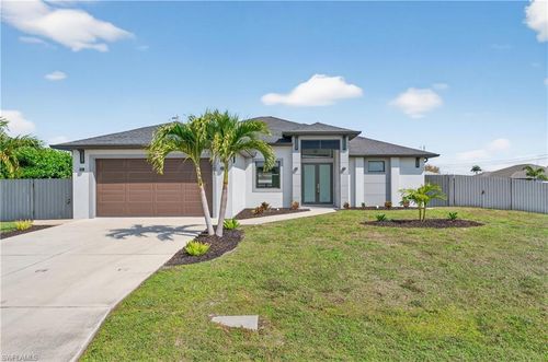 201 Nw 3rd Ln, Cape Coral, FL, 33993-2465 | Card Image