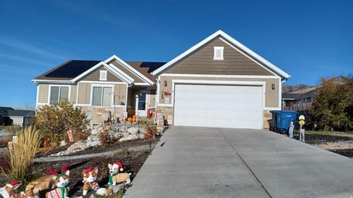 729 E 480 N, Hyde Park, UT, 84318-6726 | Card Image