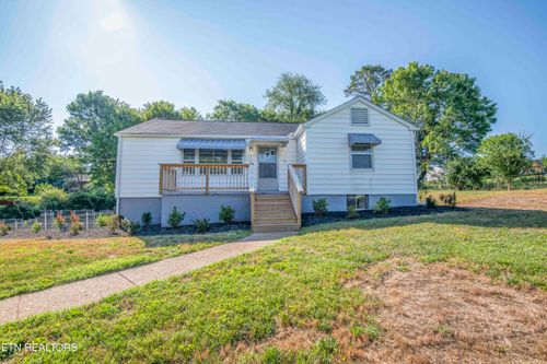 1106 Bradshaw Garden Rd, Knoxville, TN, 37912-5430 | Card Image