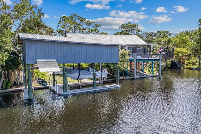 293 Se 221st St, House other with 2 bedrooms, 2 bathrooms and null parking in Suwannee FL | Image 52