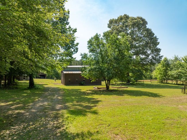 3859 Saxkey Rd, Home with 3 bedrooms, 1 bathrooms and null parking in Saxe VA | Image 7