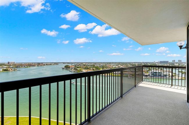 APT-1008 - 9425 Blind Pass Rd, Condo with 2 bedrooms, 2 bathrooms and null parking in ST PETE BEACH FL | Image 33