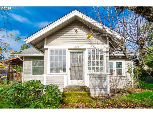 803 Main St, Philomath, OR, 97370-9723 | Card Image