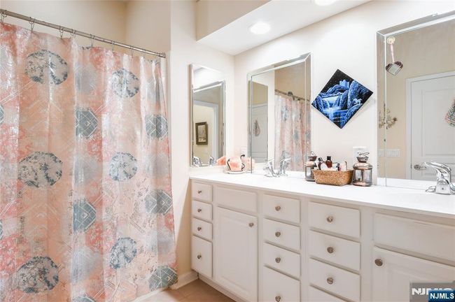 10108 Warrens Way, Townhouse with 2 bedrooms, 2 bathrooms and null parking in Wanaque NJ | Image 22