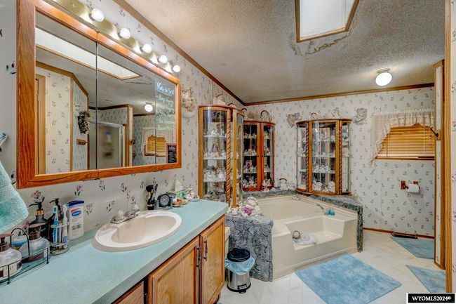 925 W Fetterman St, House attached with 3 bedrooms, 2 bathrooms and null parking in Buffalo WY | Image 29