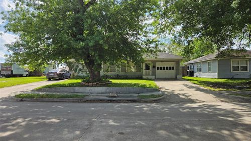 940 Coleman Ave, Pasadena, TX, 77506-3774 | Card Image