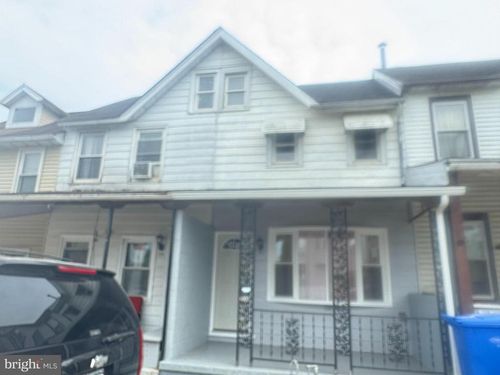 204 Grant St, PARKESBURG, PA, 19365-1424 | Card Image