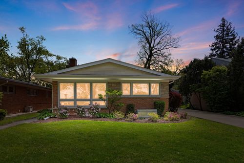 1803 S Crescent Ave, Park Ridge, IL, 60068-5313 | Card Image