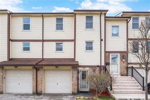 10-7340 Copenhagen Rd, Mississauga, ON, L5N2S5 | Card Image