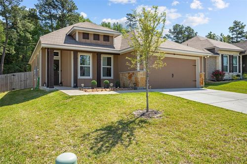 140 Worley Way, Huntsville, TX, 77320-2108 | Card Image