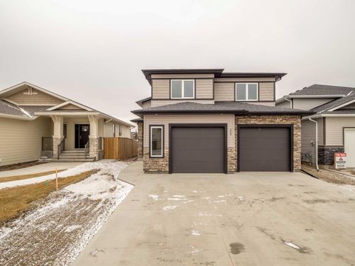 409 Rivergrove Chase W, Lethbridge, AB, T1K8E9 | Card Image